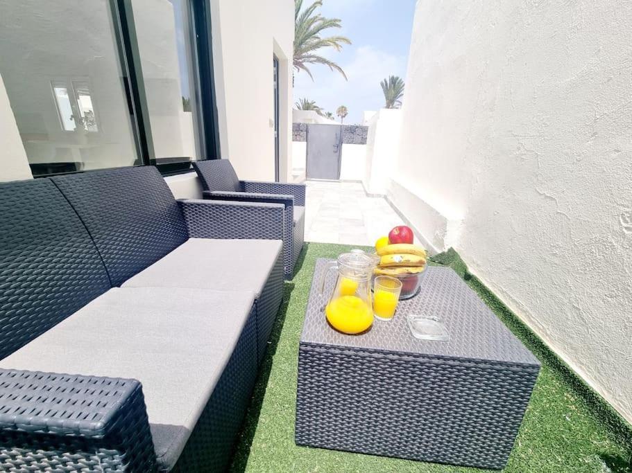 Pequeno Bungalow Firt Line Of The Sea كوستا تاغيسي المظهر الخارجي الصورة
